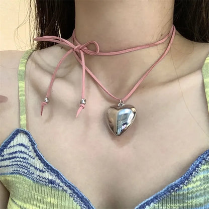 COLLAR CON COLGANTE DE CORAZON